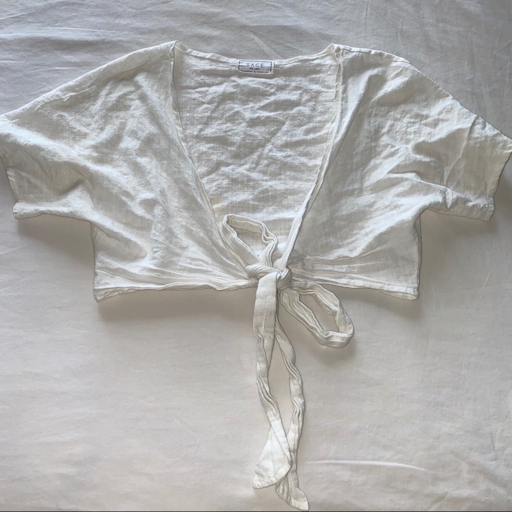 SAGE THE LABEL Tie-Front Crop Top